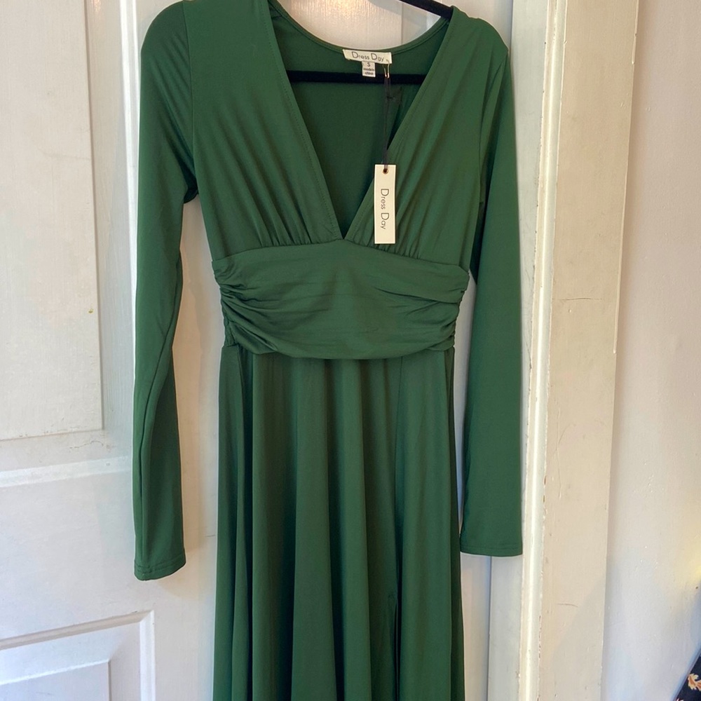 NWT-Emerald wedding guest dress